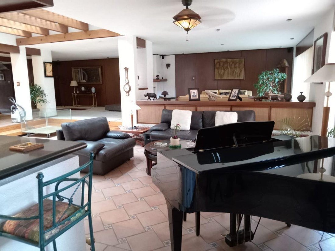 Condo in Mexico City, Mexico 3 - 18696252