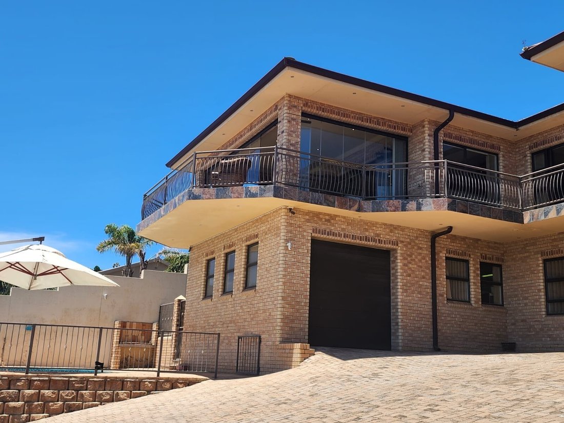 House in Mossel Bay Central, Western Cape, South Africa 4 - 18697841