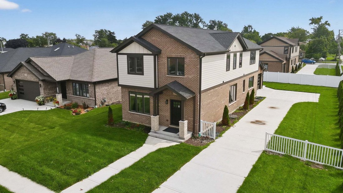 House in Bridgeview, Illinois, United States 1 - 18697663