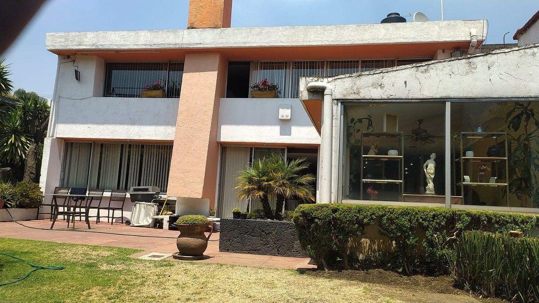 House in Mexico City, Mexico 2 - 18696176
