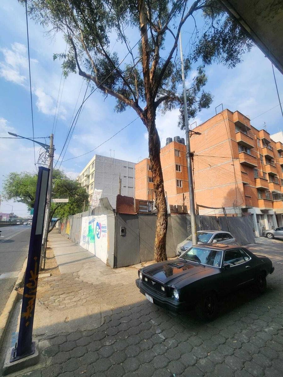 Land in Santa Catarina Yecahuitzotl, Mexico City, Mexico 1 - 18696145