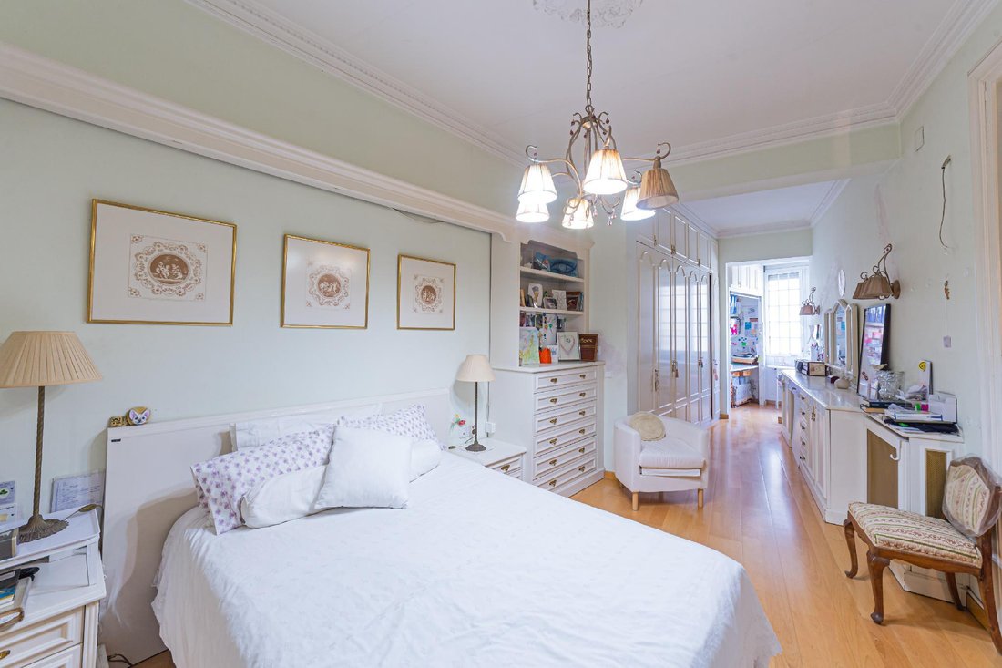 Apartment in Ciutat Vella, Barcelona, Spain 2 - 18302779