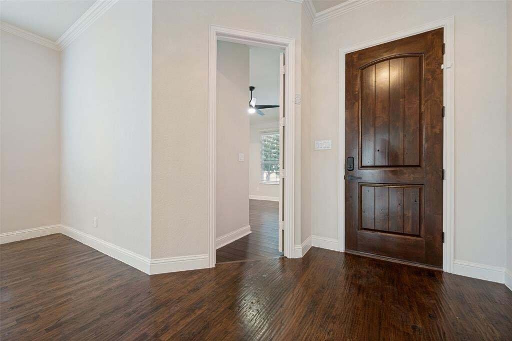 House in Farmers Branch, Texas, United States 3 - 18698490