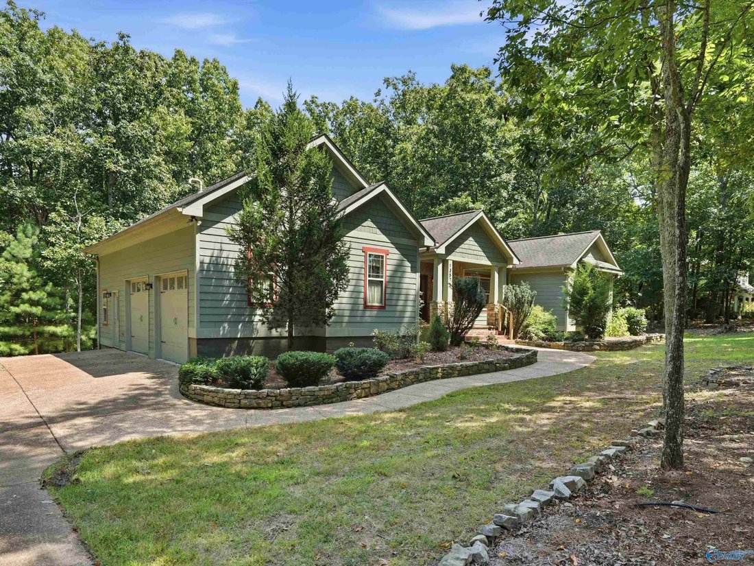 House in Redstone Arsenal, Alabama, United States 2 - 18696954
