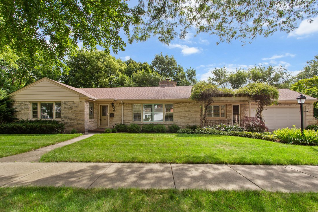 House in Glenview, Illinois, United States 1 - 18696584