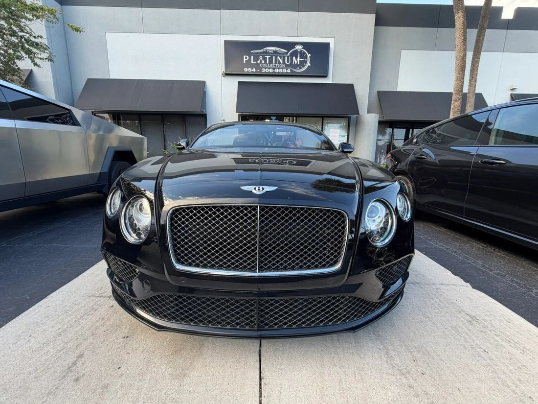 Cabriolet in Boynton Beach, FL, United States 4 - 18699476