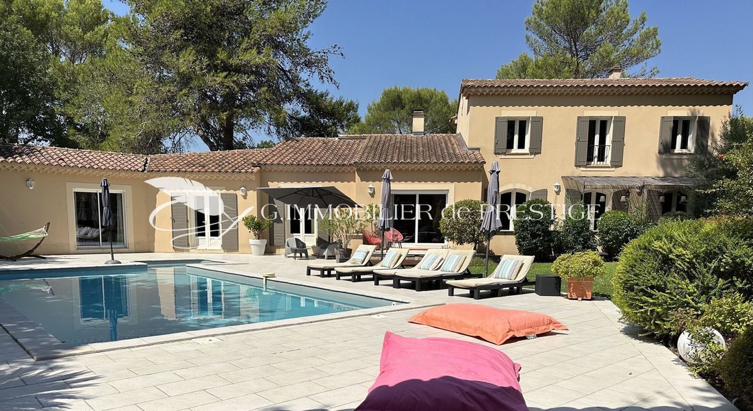 House in Mazan, Provence-Alpes-Côte d'Azur, France 1 - 18698607