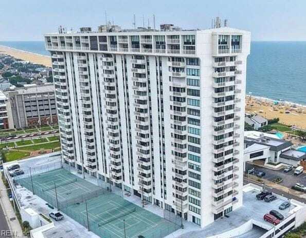 Condo in Virginia Beach, Virginia, United States 1 - 18697020