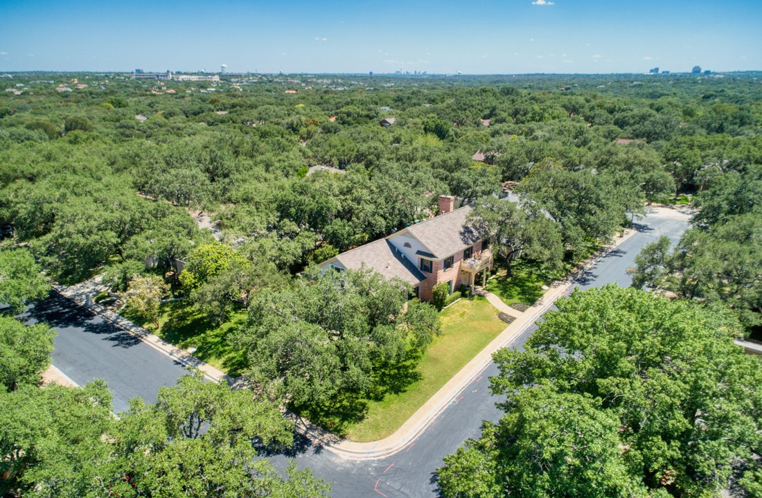House in San Antonio, Texas, United States 3 - 18696477