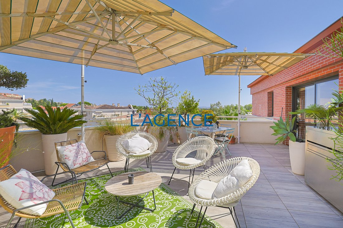 Apartamento en Hyères, Provenza-Alpes-Costa Azul, Francia 2 - 18696185