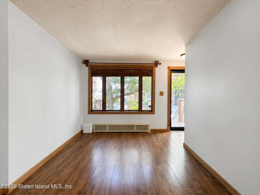 House in New York, New York, United States 5 - 18696692