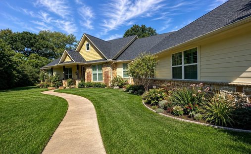 House in Iola, Texas, United States 1