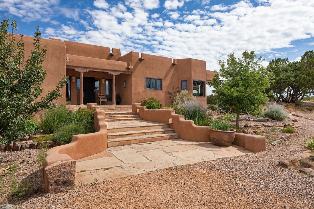 House in Santa Fe, New Mexico, United States 4 - 18696104