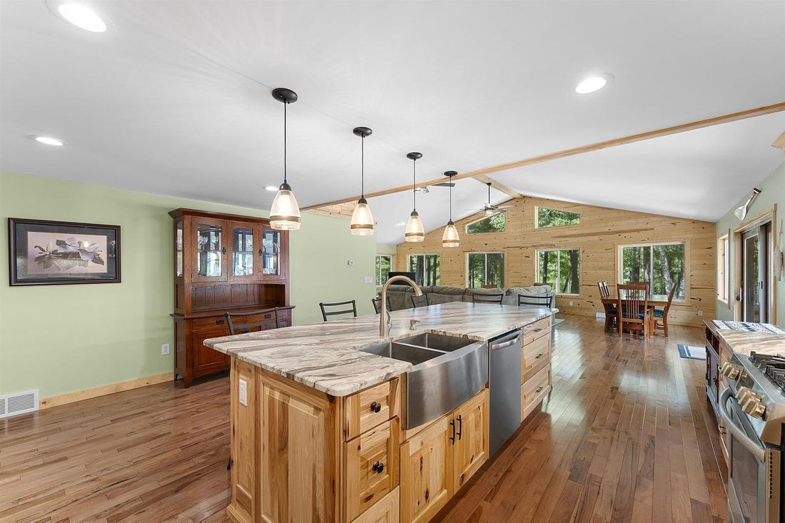 House in Crivitz, Wisconsin, United States 4 - 18696951