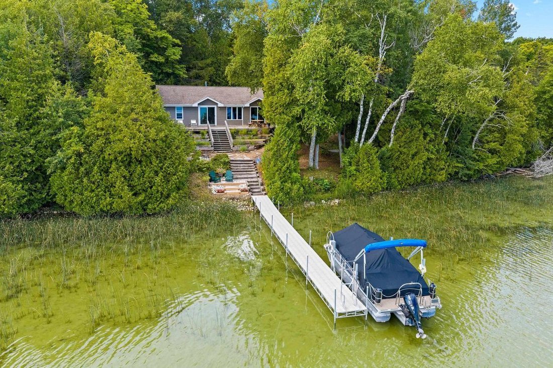 House in Sturgeon Bay, Wisconsin, United States 2 - 18696909