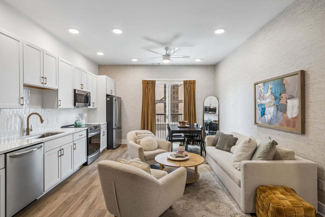 Condo in Nashville, Tennessee, United States 1 - 18698692