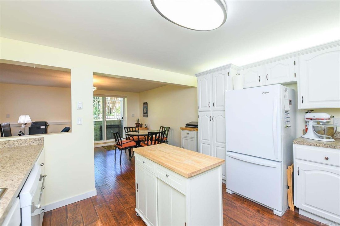 House in Comox, British Columbia, Canada 5 - 18699161