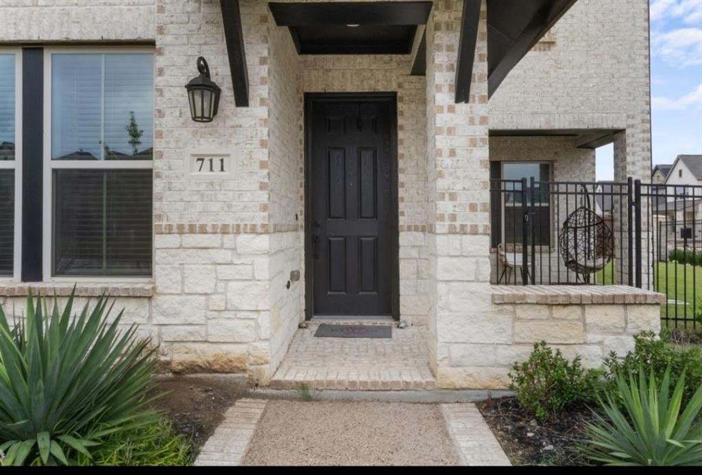 House in Arlington, Texas, United States 2 - 18698479