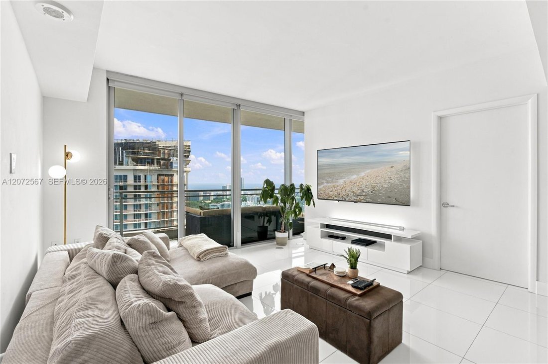 Condo in Miami, Florida, United States 3 - 18698934