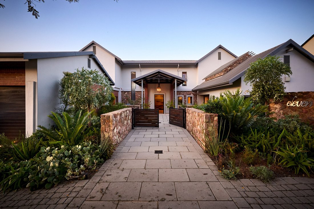 House in Waterfall Country Estate South, Gauteng, South Africa 5 - 18696435