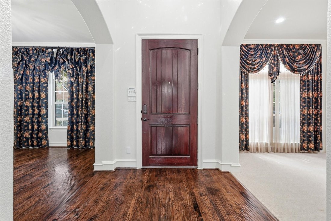House in Keller, Texas, United States 5 - 18698101