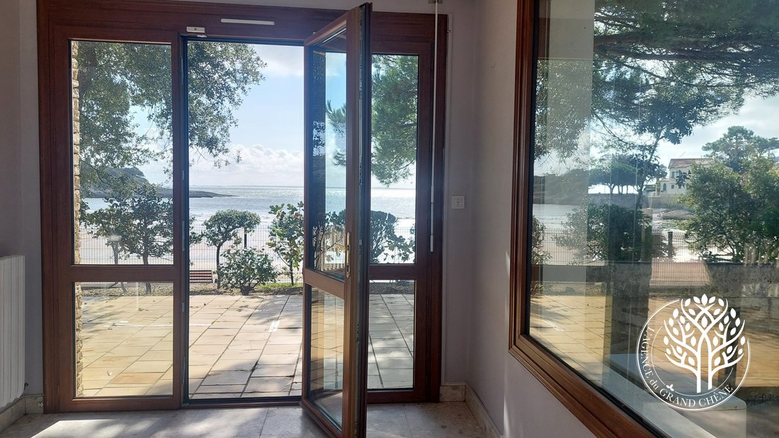 Villa in Saint-Palais-sur-Mer, Nouvelle-Aquitaine, France 4 - 18698671