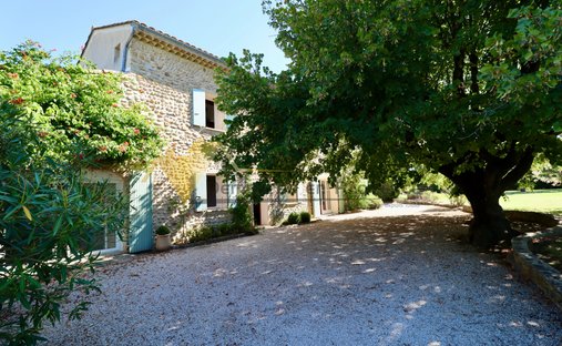 Casa en Séguret, Provenza-Alpes-Costa Azul, Francia 1
