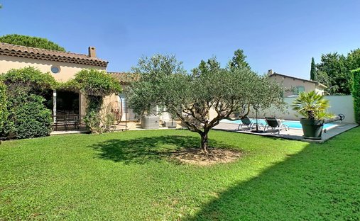 Maison à Taillades, Provence-Alpes-Côte d'Azur, France 1