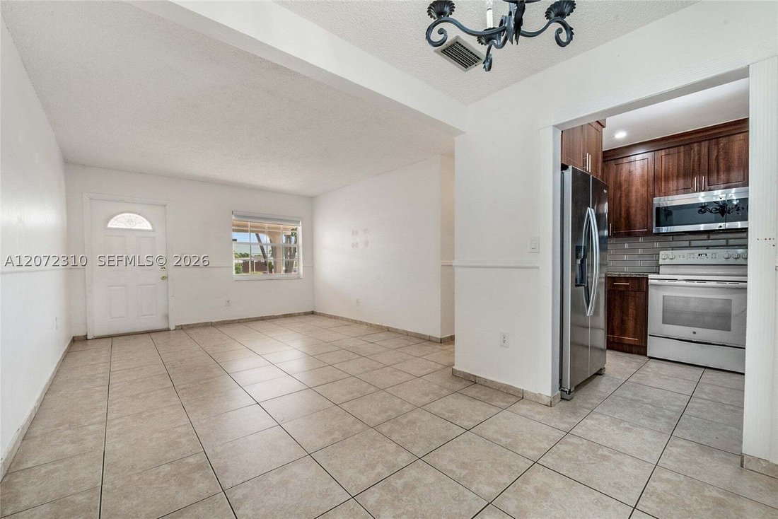 House in Miami, Florida, United States 4 - 18697343