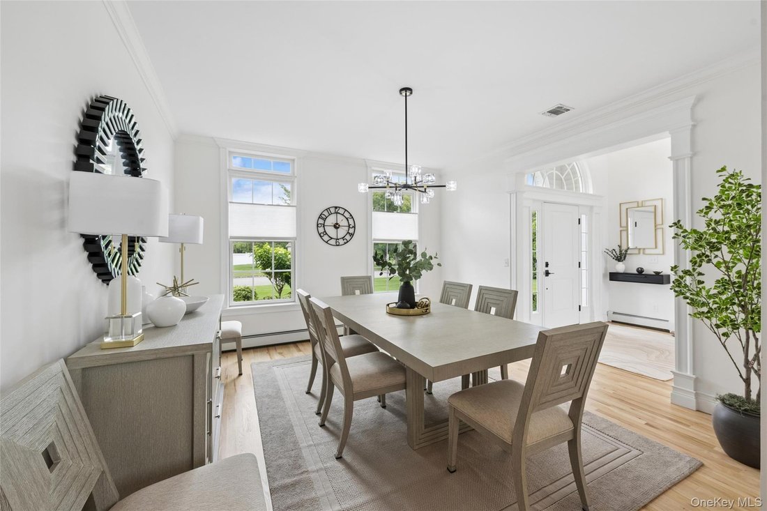 House in Calverton, New York, United States 5 - 18698886