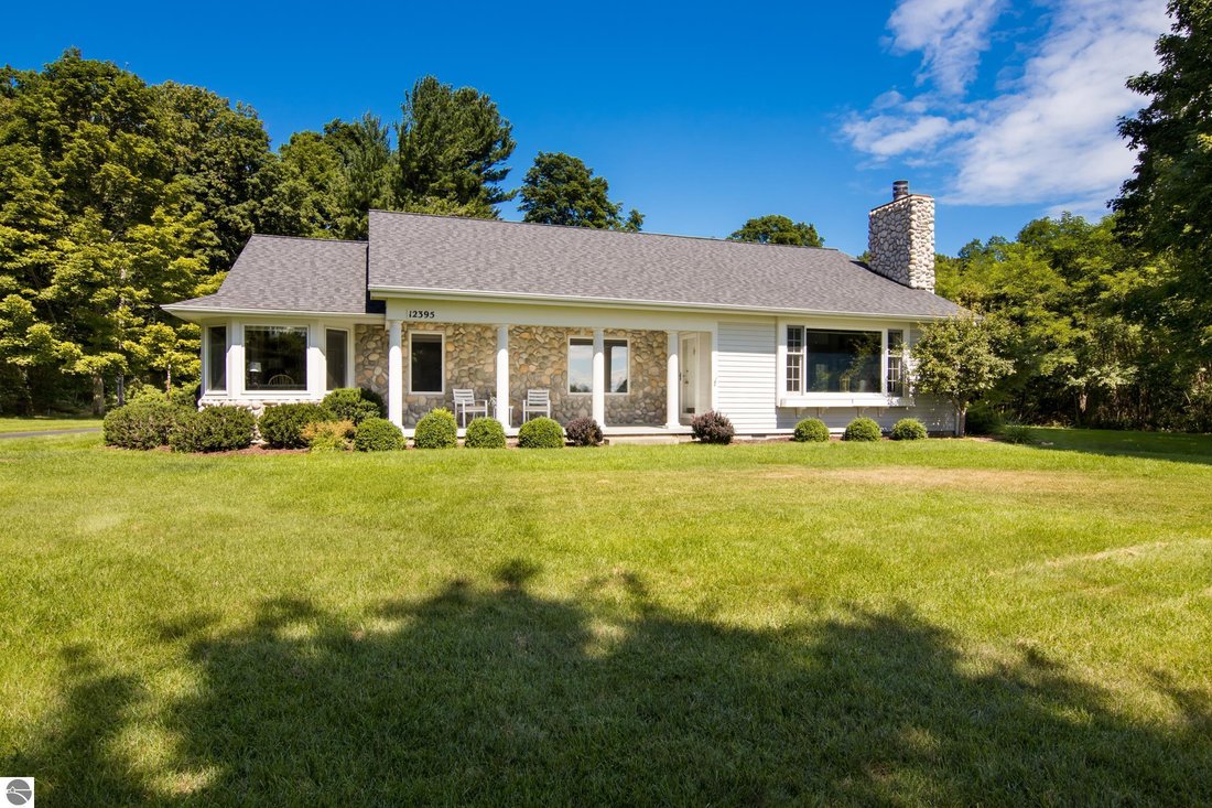 House in Northport, Michigan, United States 1 - 18698828