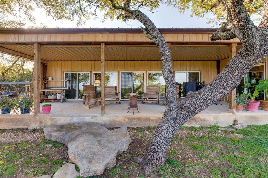 Farm Ranch in Lampasas, Texas, United States 1 - 18698546