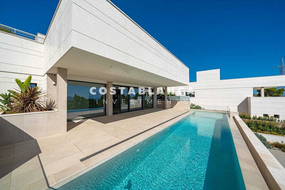 Villa in Altea, Valencian Community, Spain 2 - 18696193