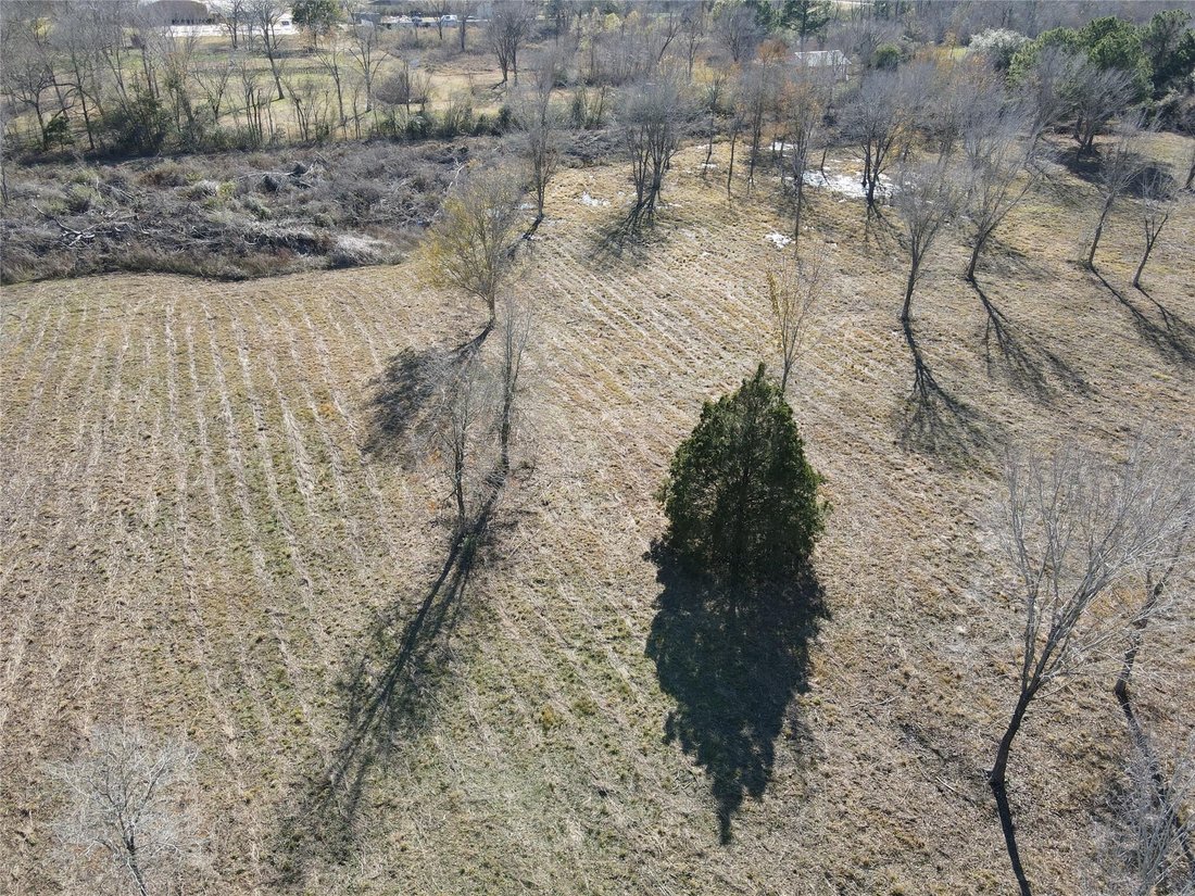 Land in Sugar Land, Texas, United States 2 - 18698033