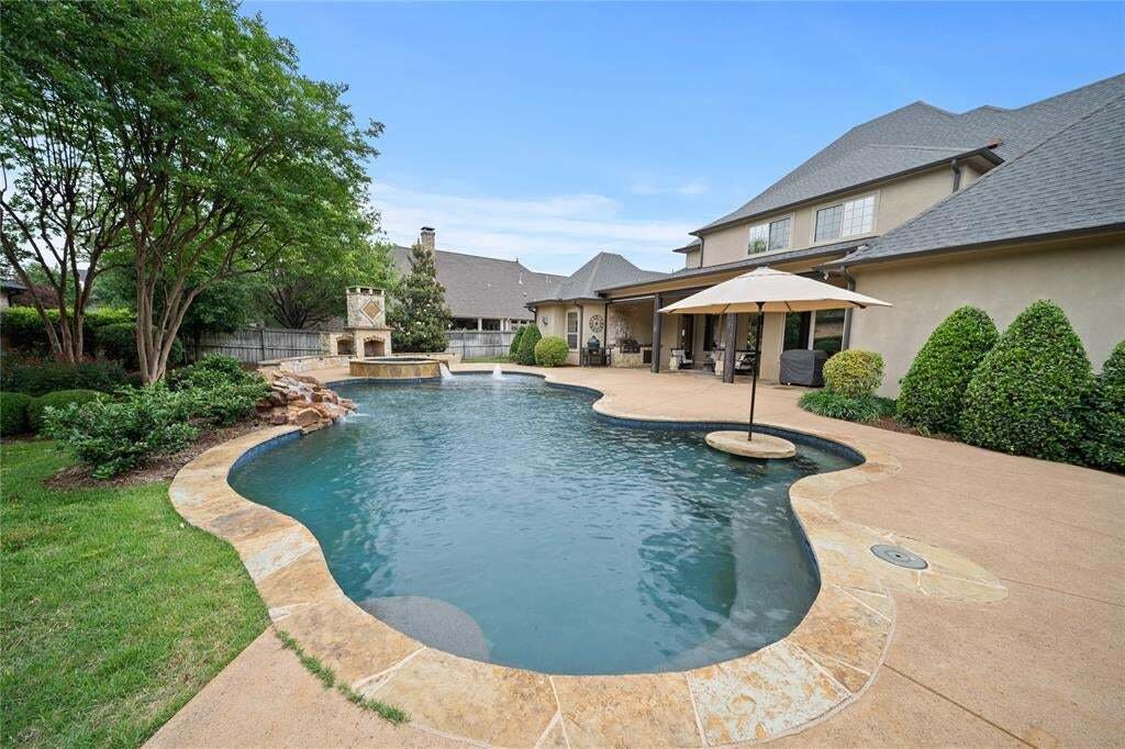 House in Tyler, Texas, United States 2 - 18698597