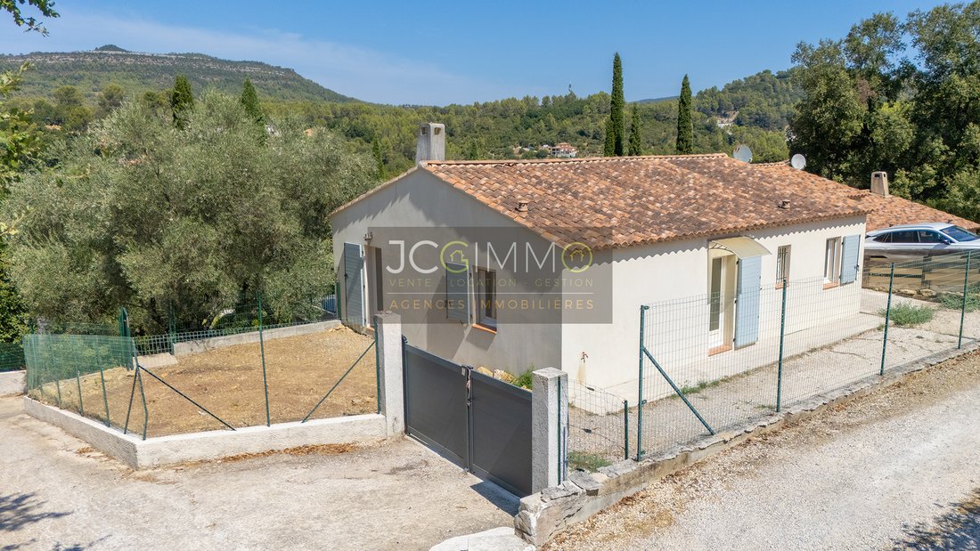 House in Solliès-Toucas, Provence-Alpes-Côte d'Azur, France 1 - 18698603