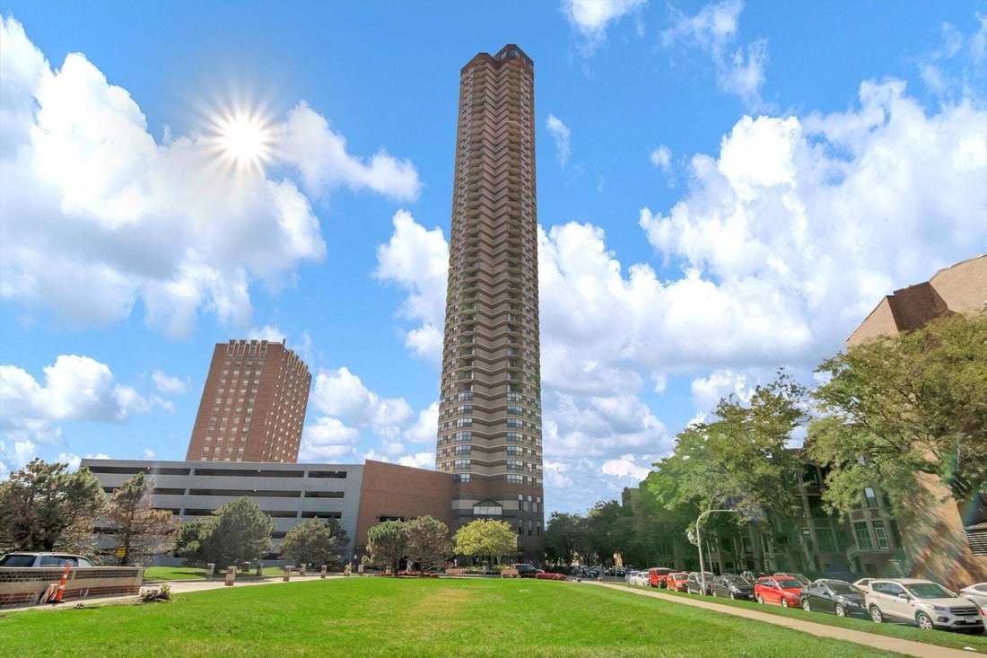 Condo in Chicago, Illinois, United States 1 - 18697692