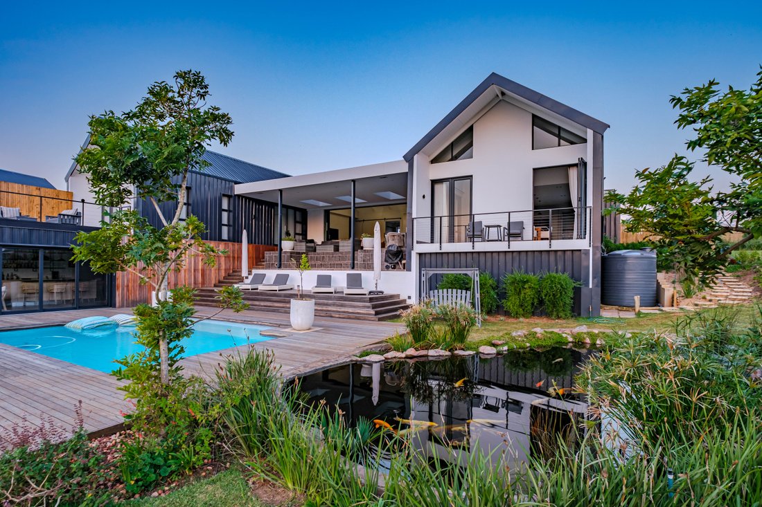 Country House in Port Zimbali, KwaZulu-Natal, South Africa 1 - 18696463