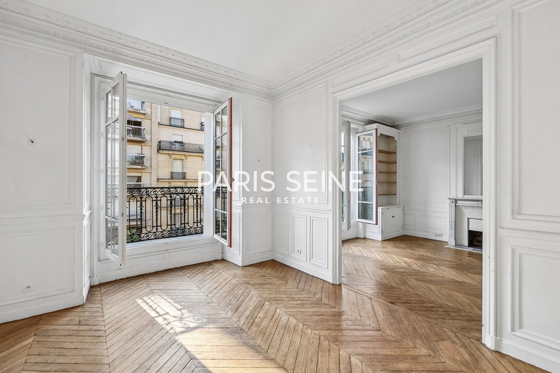 Apartment in Montmartre, Paris 18e Arrondissement, Paris 4 - 18696416