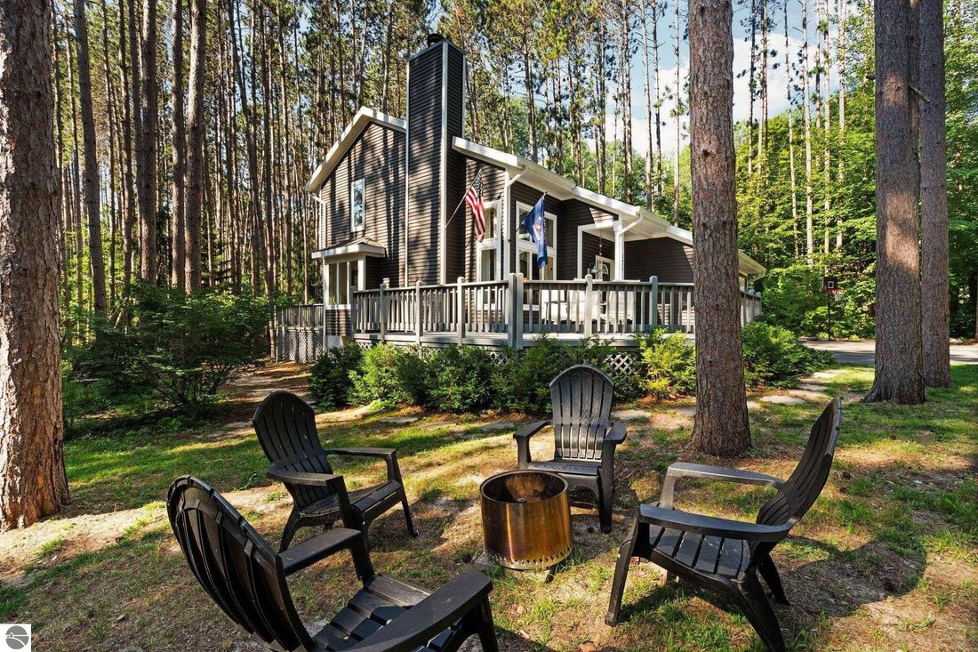Haus in Central Lake, Michigan, Vereinigte Staaten 3 - 18697472
