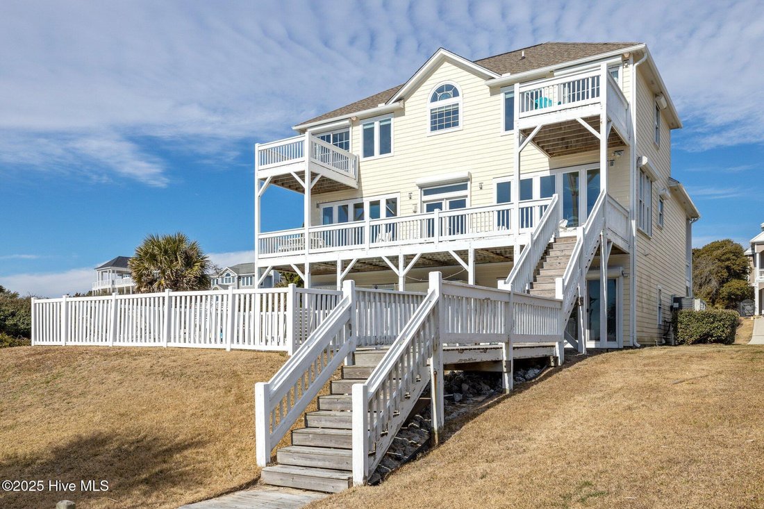 House in Emerald Isle, North Carolina, United States 2 - 18697908