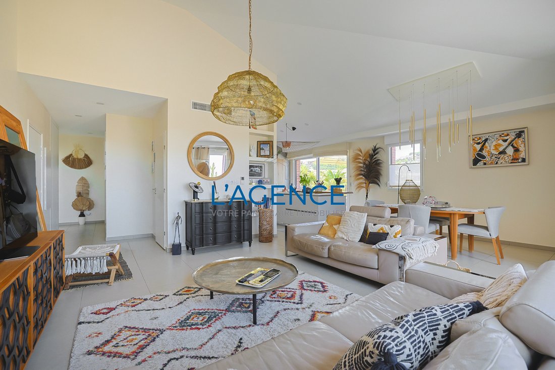 Apartamento en Hyères, Provenza-Alpes-Costa Azul, Francia 4 - 18696185
