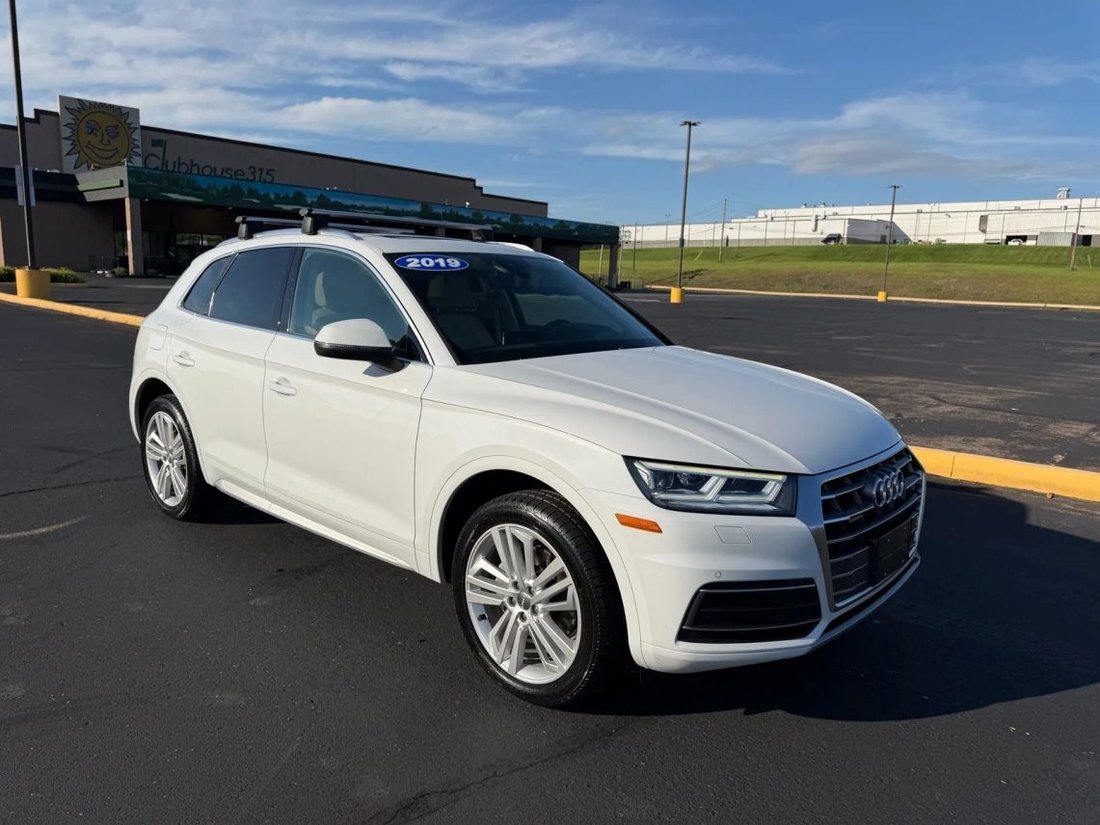 Suv in Wilkes Barre, PA, United States 1 - 18699614