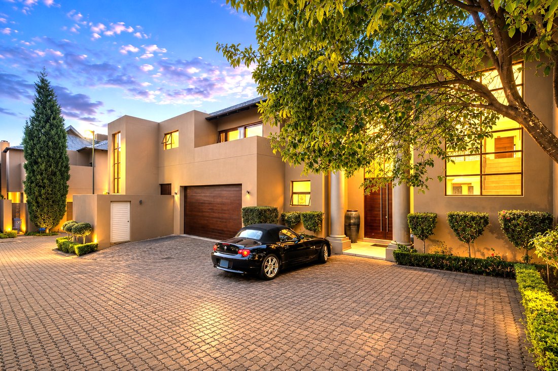 Maison à Hurlingham, Glenadrienne, Gauteng 1 - 17908222