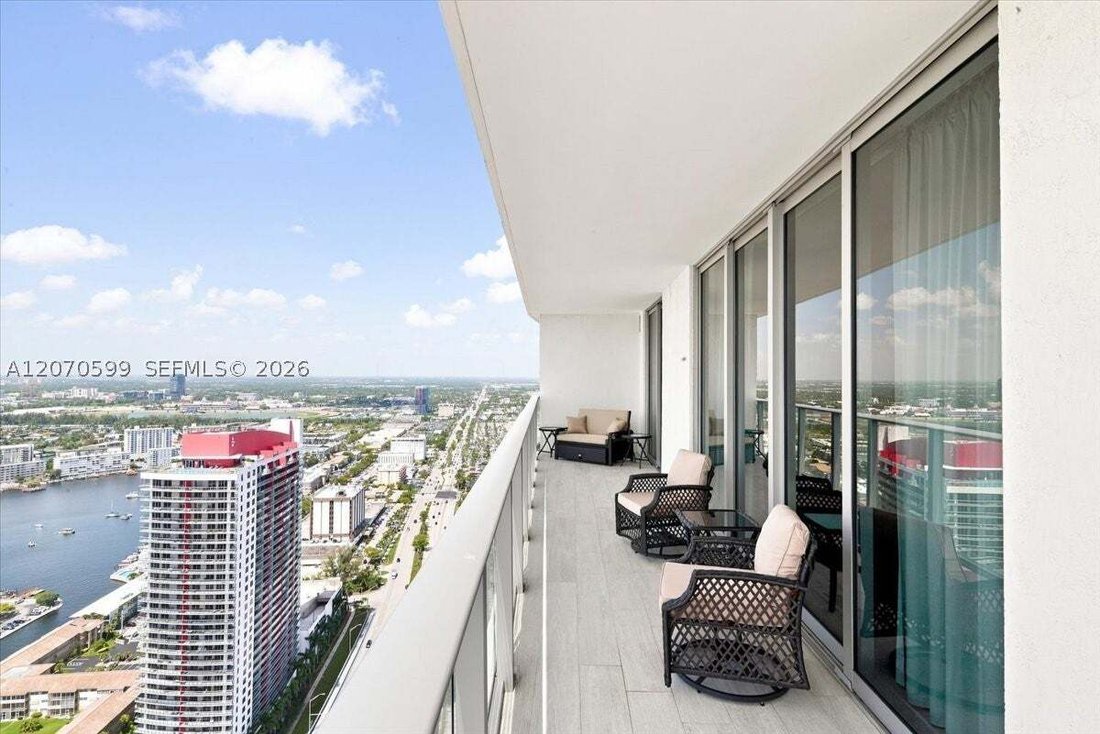 Condo in Hollywood, Florida, United States 1 - 18697308