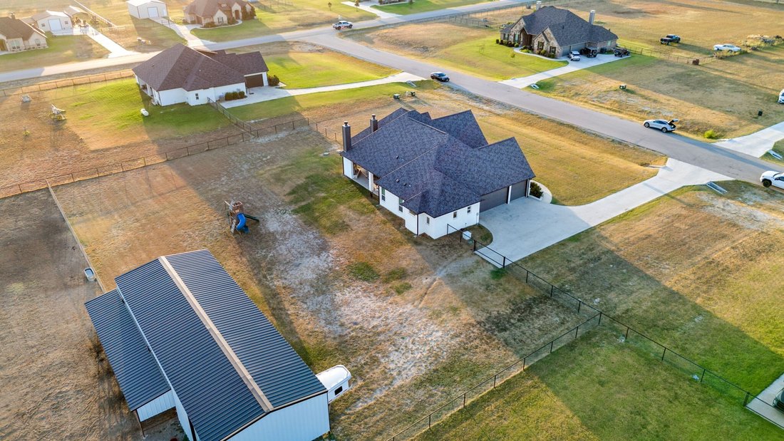 House in Decatur, Texas, United States 3 - 18698122