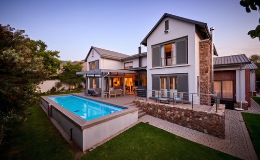 House in Waterfall Country Estate South, Gauteng, South Africa 1
