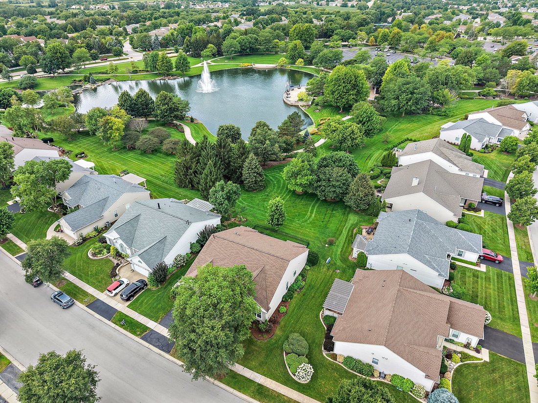House in Huntley, Illinois, United States 5 - 18697790