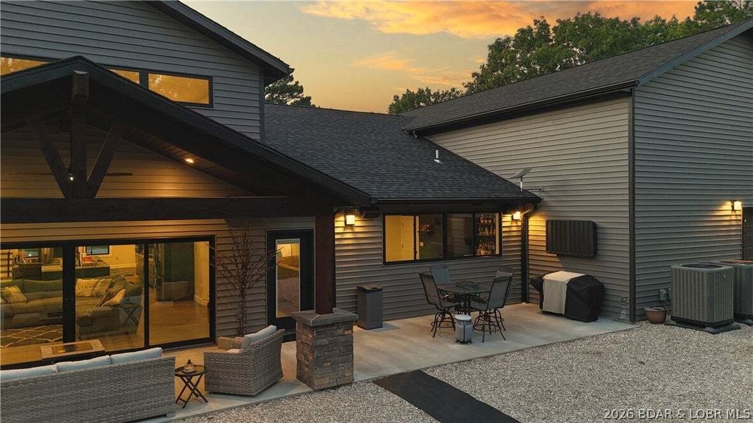 House in Eldon, Missouri, United States 5 - 18696678