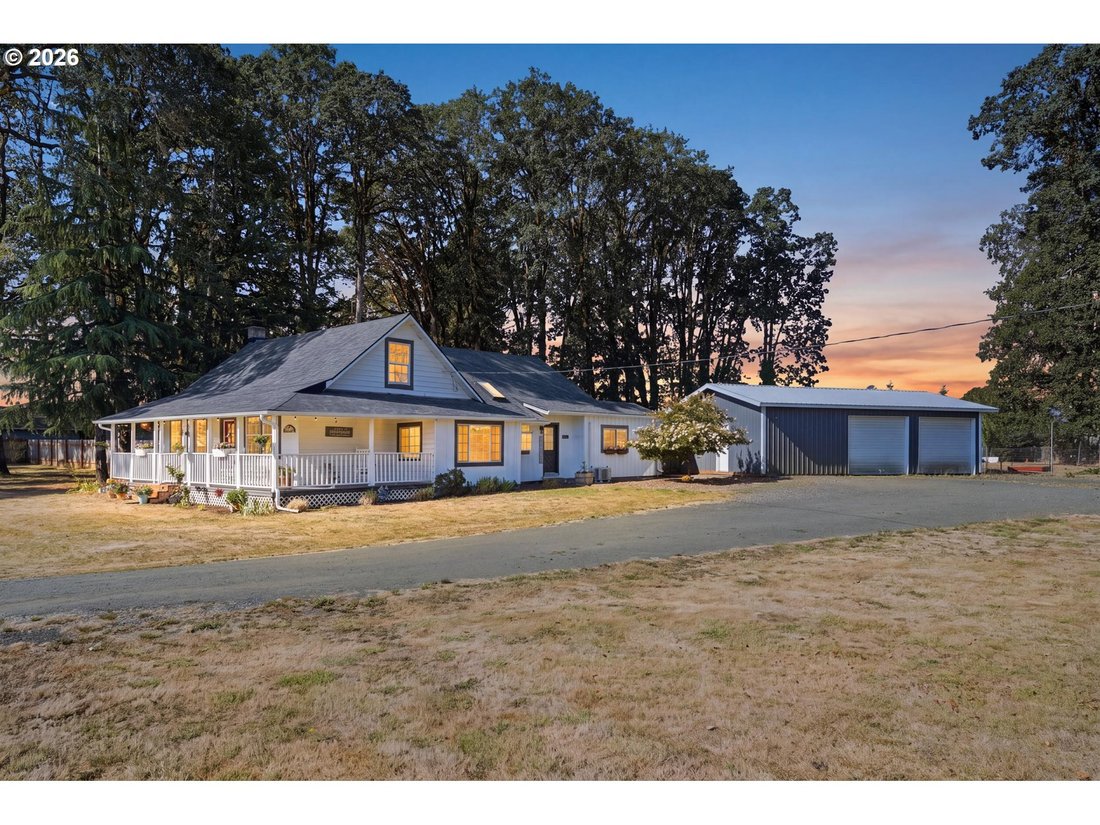 House in Dallas, Oregon, United States 2 - 18698116
